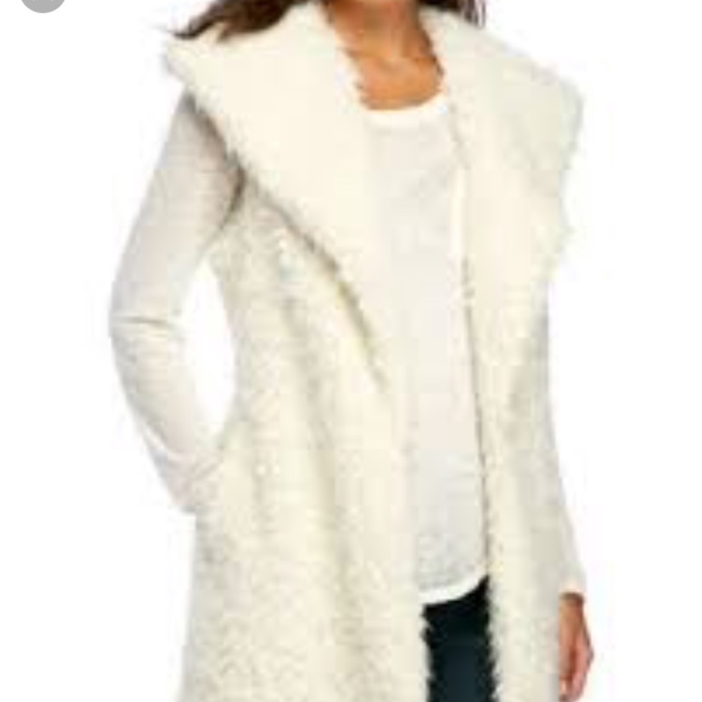 Beautiful Lush Fluffy White Vest